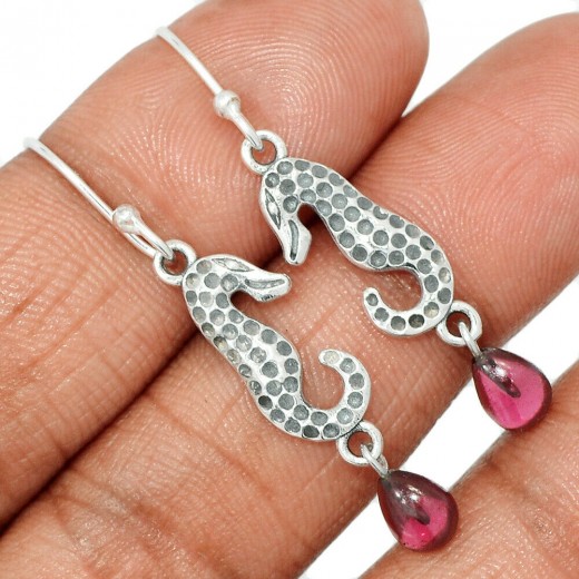 Gránát fülbevaló, ezüst Gránát fülbevaló, ezüst