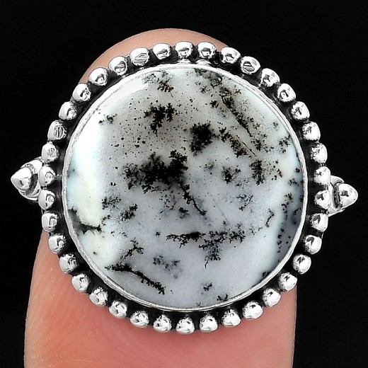 Merlinit gyűrű, ezüst (dendrites opál)