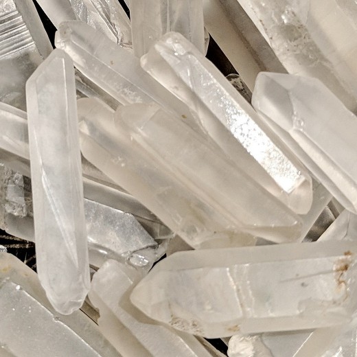 Hegyikristály csúcs - természetes (kb. 3.4cm)