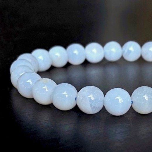 Kalcedon karkötő (kalcedon ásvány) Kalcedon karkötő (kalcedon ásvány)