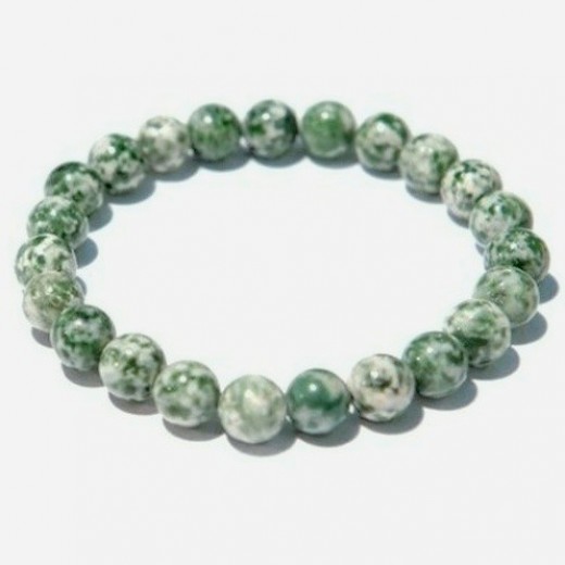 Pöttyös jáde karkötő Pöttyös jáde karkötő