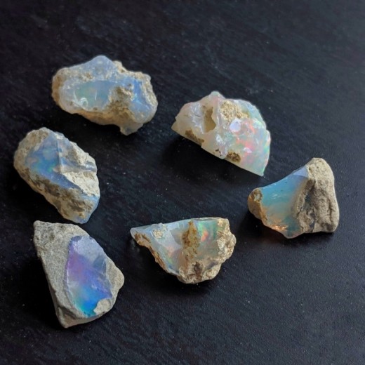 Etióp szivárvány opál, extra szín Etióp szivárvány opál, extra szín