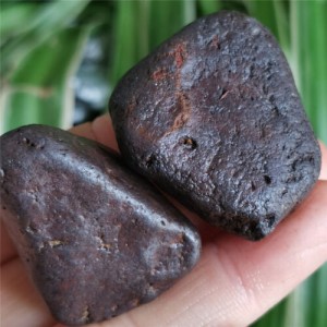 Meteorit (természetes Ataxit) marokkő, extra